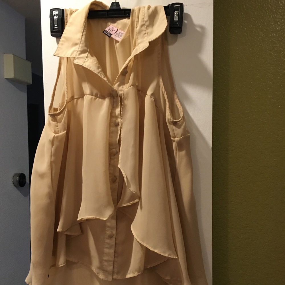 Tan top - Picture 2 of 5